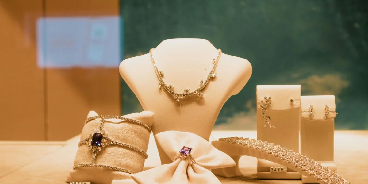 Selección de joyería Tapatío Jewelry